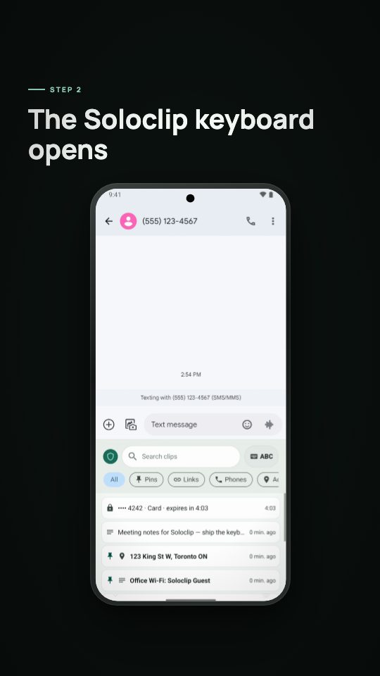 Imagem do vídeo: o painel do teclado Soloclip inserindo um clip