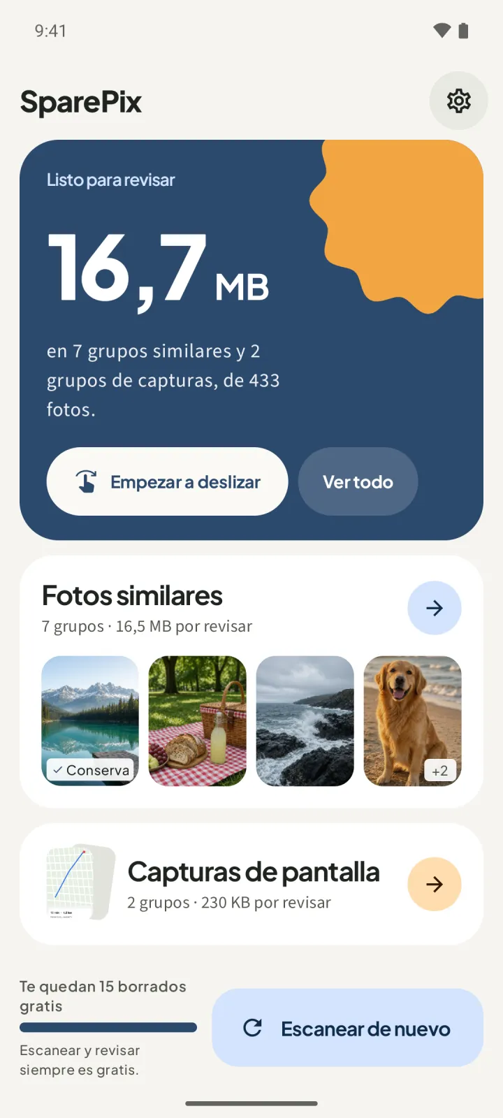 Pantalla de Inicio de SparePix después de un escaneo, con la tarjeta Listo para revisar que muestra 16,7 MB en 7 grupos similares y 2 grupos de capturas, de 433 fotos, las tarjetas Fotos similares y Capturas de pantalla, los botones Empezar a deslizar y Ver todo, el aviso Te quedan 15 borrados gratis y el botón Escanear de nuevo abajo